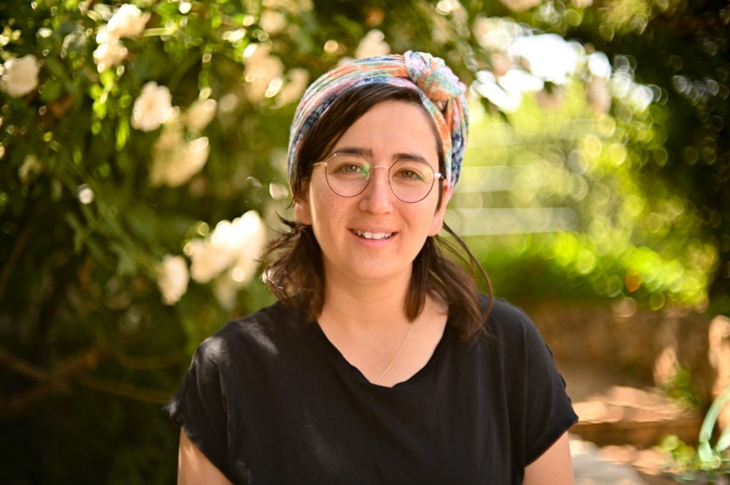 של שיר מהכתבה בישראל היום